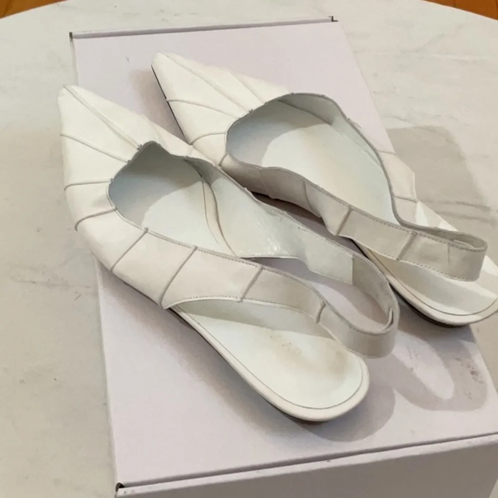 By Far Syd Flat, EU Size: 40